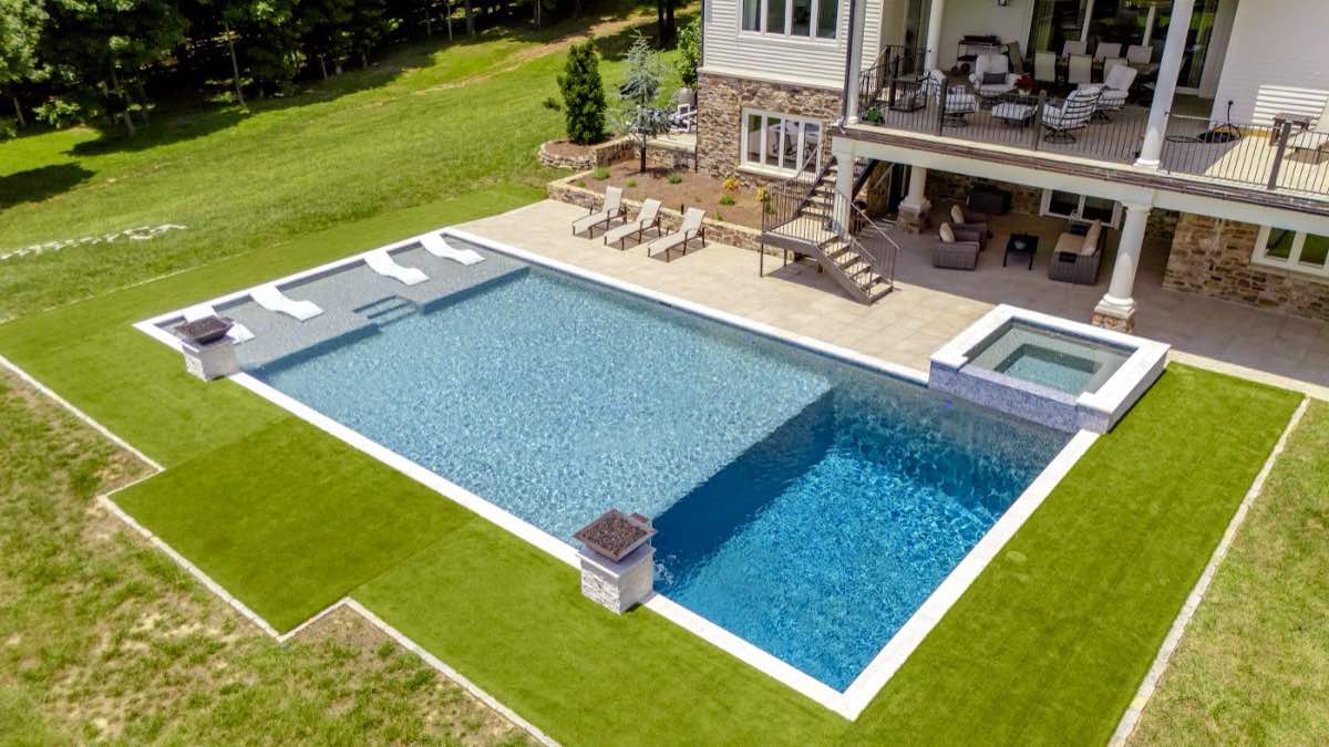 pool service work by JR's Pool Service in Nashville
